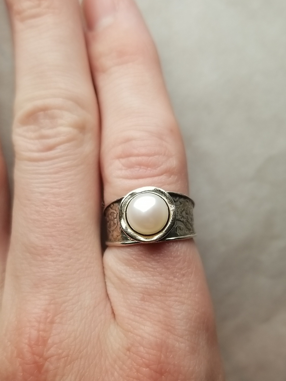 Designer Silver Inlay Ring With Freshwater Pearl, Size 8